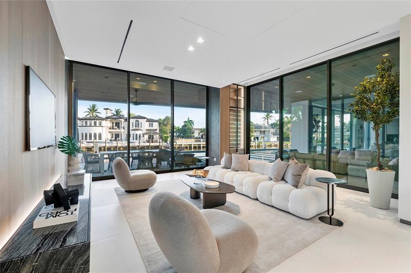 Fort Lauderdale, Florida, 33306, United States, 6 Bedrooms Bedrooms, ,8 BathroomsBathrooms,Residential,For Sale,1958113