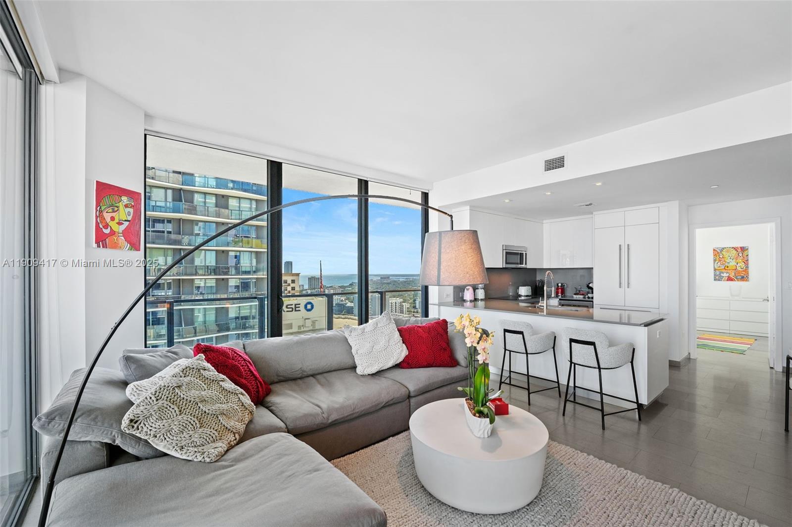 Miami, Florida, 33130, United States, 2 Bedrooms Bedrooms, ,2 BathroomsBathrooms,Residential,For Sale,1991717