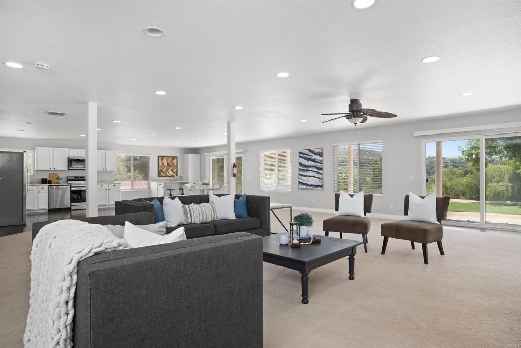 Valley Center, California, 92082, United States, 5 Bedrooms Bedrooms, ,4 BathroomsBathrooms,Residential,For Sale,1793964