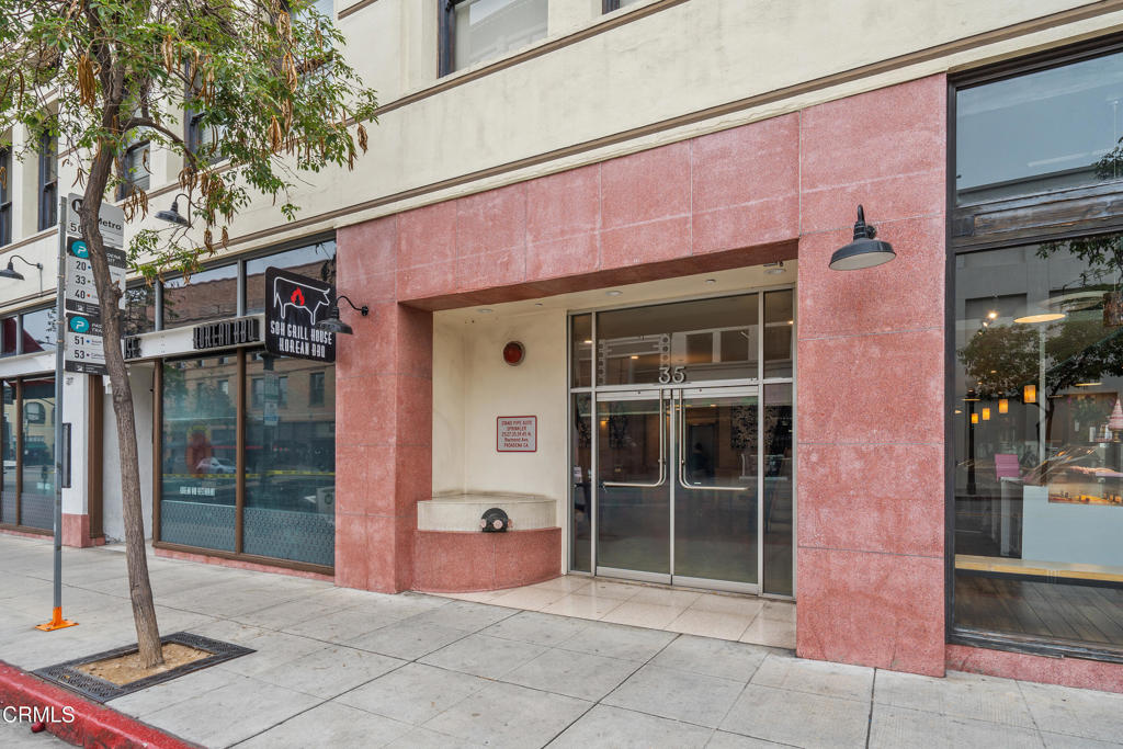 Pasadena, California, 91103, United States, 1 Bedroom Bedrooms, ,2 BathroomsBathrooms,Residential,For Sale,1849857