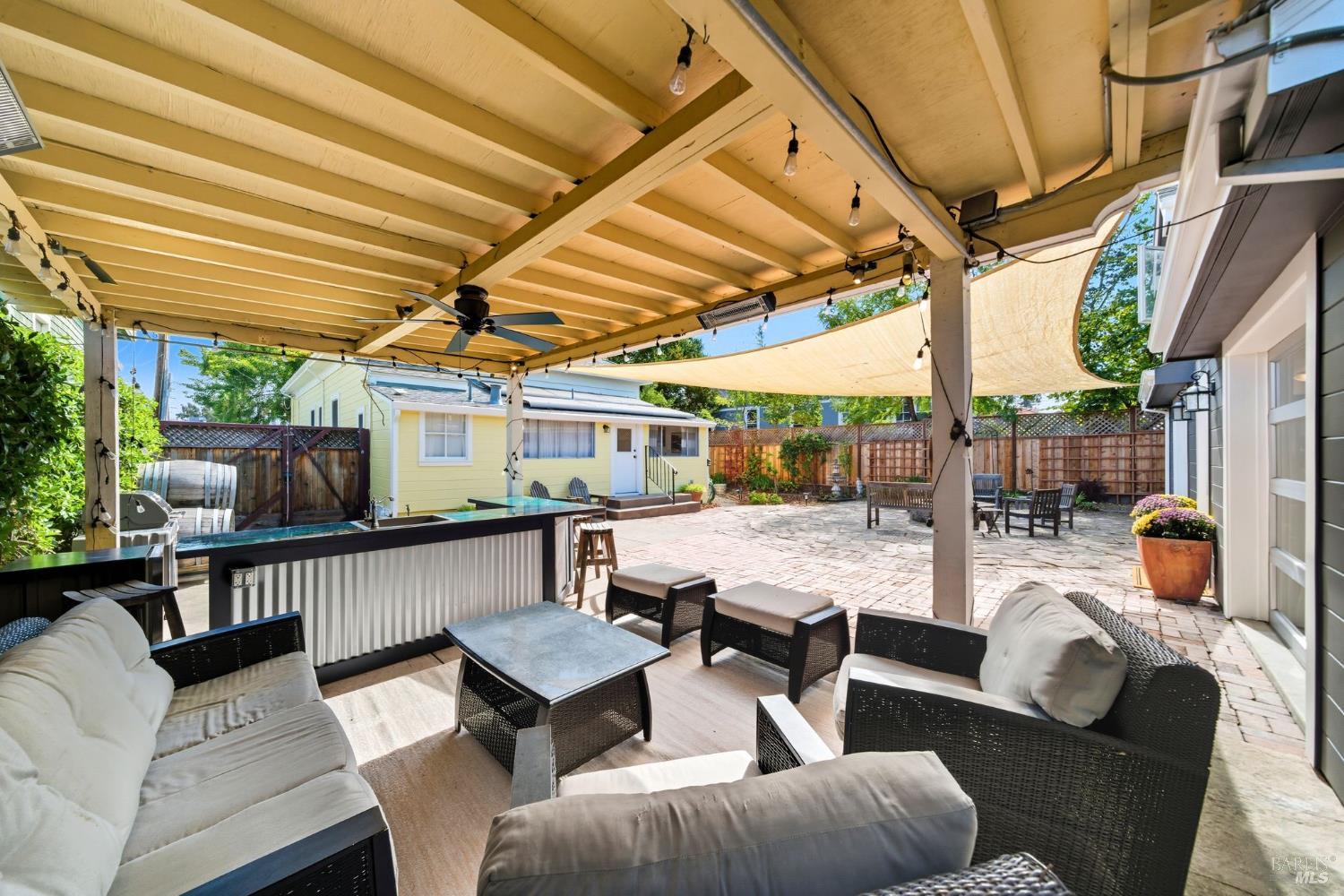 Napa, California, 94559, United States, 3 Bedrooms Bedrooms, ,4 BathroomsBathrooms,Residential,For Sale,1947043