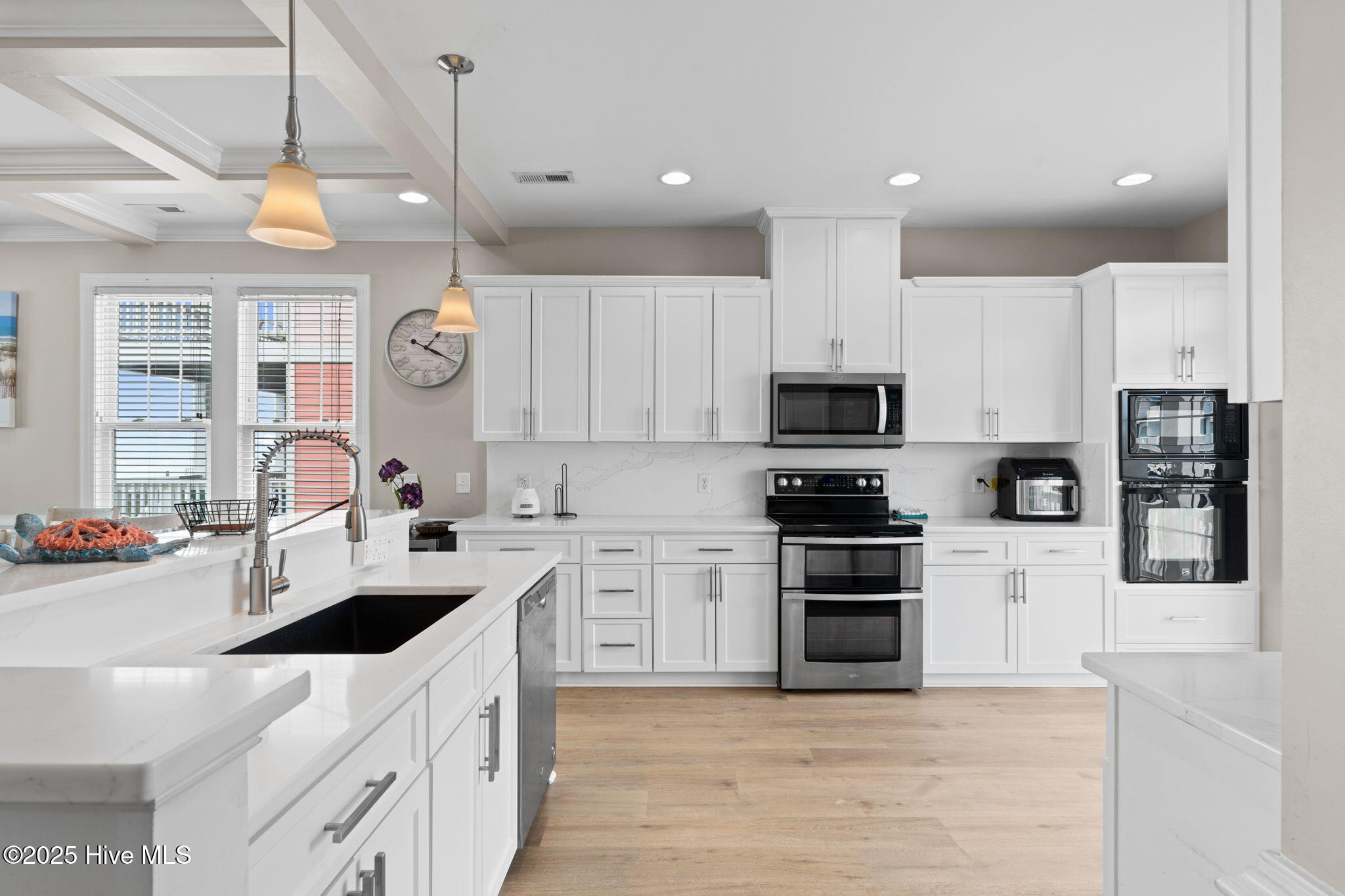 Oak Island, North Carolina, 28465, United States, 10 Bedrooms Bedrooms, ,7 BathroomsBathrooms,Residential,For Sale,1975431