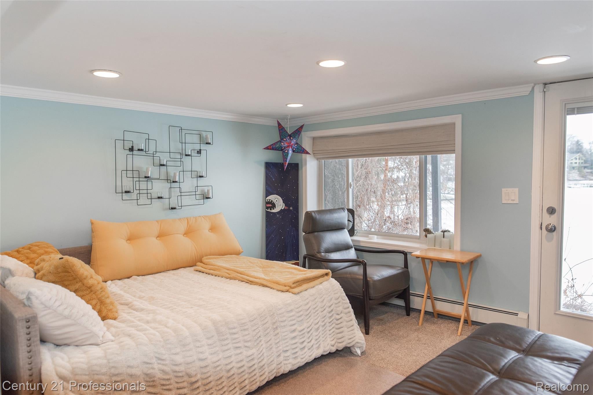 LakeOrion, Michigan, 48362, United States, 2 Bedrooms Bedrooms, ,2 BathroomsBathrooms,Residential,For Sale,2005398