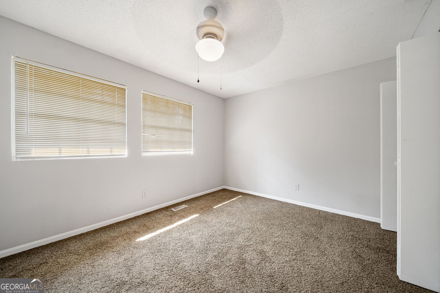 Fort Valley, Georgia, 31030, United States, ,Residential,For Sale,1952975