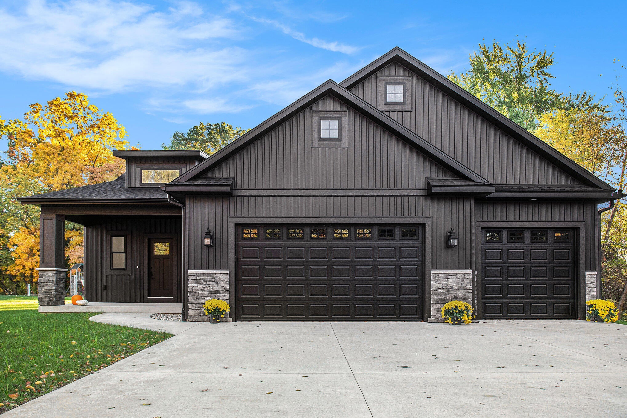 Kalamazoo, Michigan, 49009, United States, 3 Bedrooms Bedrooms, ,2 BathroomsBathrooms,Residential,For Sale,1984437