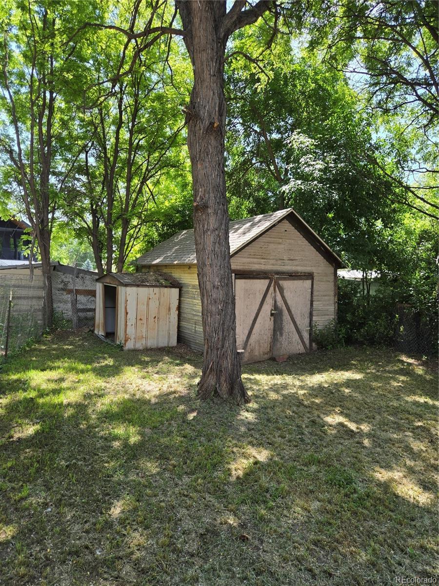 Lakewood, Colorado, 80215, United States, 4 Bedrooms Bedrooms, ,2 BathroomsBathrooms,Residential,For Sale,1875138