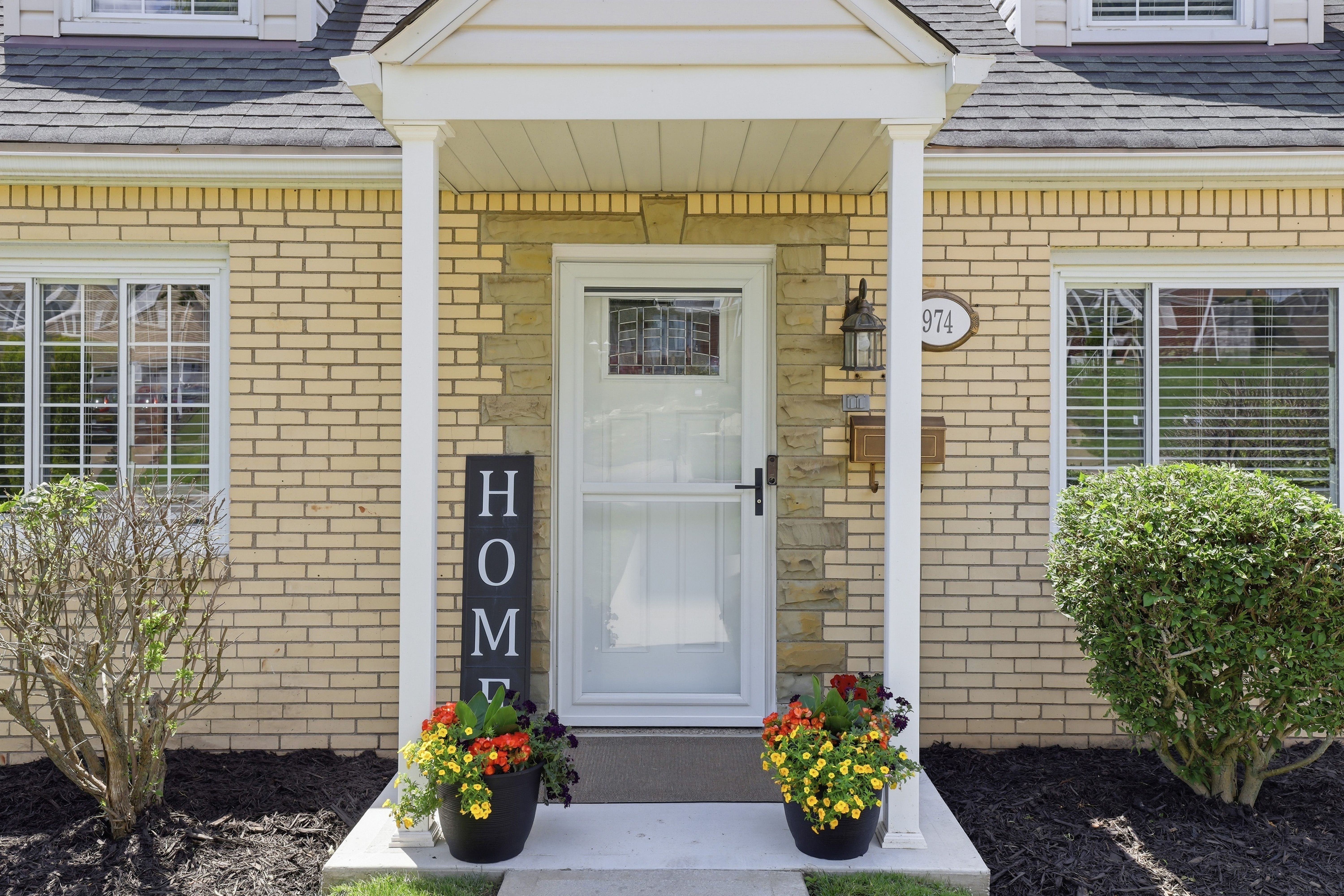  974 Kirsopp Avenue, Pittsburgh, PA 15220 - 物件實景