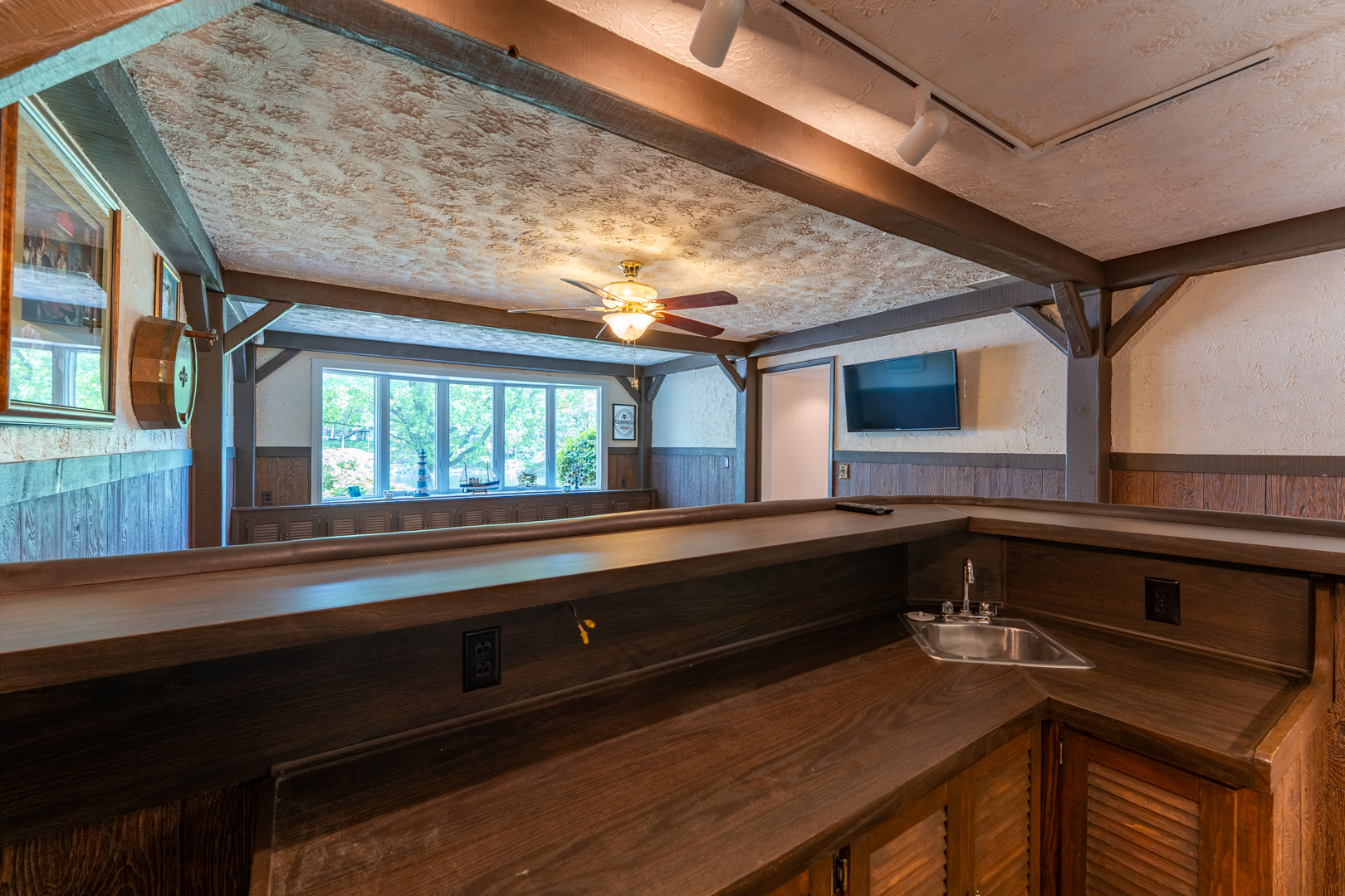 Marion, Illinois, 62959, United States, 3 Bedrooms Bedrooms, ,3 BathroomsBathrooms,Residential,For Sale,1936855