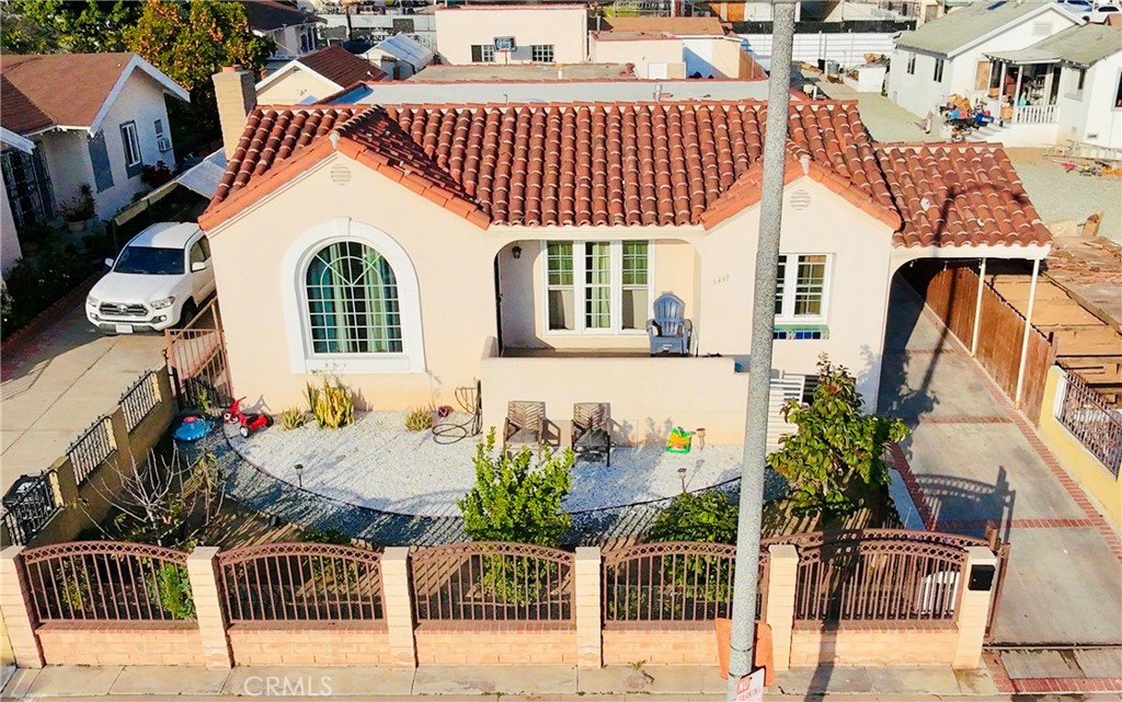 Los Angeles, California, 90023, United States, 4 Bedrooms Bedrooms, ,3 BathroomsBathrooms,Residential,For Sale,2013063