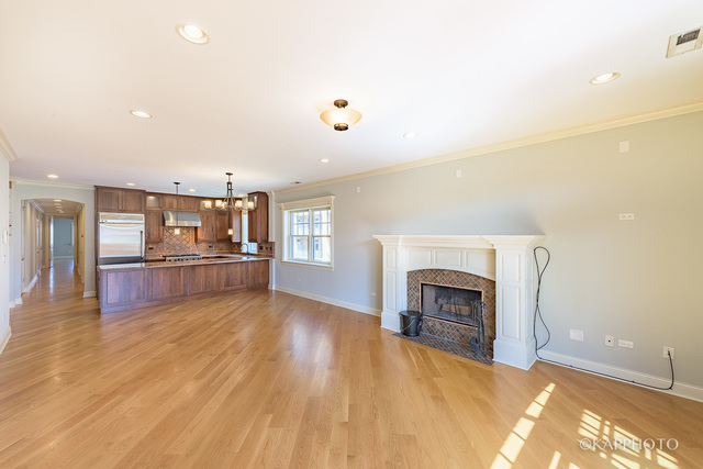 100 South Sangamon Street, 4N, Chicago, Illinois, 60607, United States, 3 Bedrooms Bedrooms, ,2 BathroomsBathrooms,Residential,For Sale,100 South Sangamon Street , 4N,1010516
