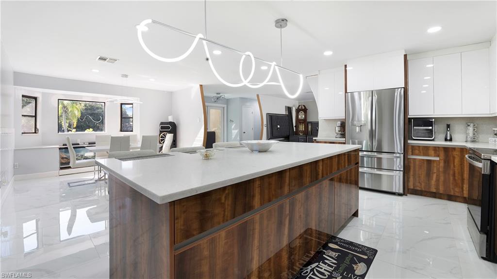 Naples, Florida, 34120, United States, 4 Bedrooms Bedrooms, ,3 BathroomsBathrooms,Residential,For Sale,1988325