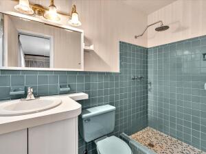 North Miami Beach, Florida, 33179, United States, 4 Bedrooms Bedrooms, ,2 BathroomsBathrooms,Residential,For Sale,1988572