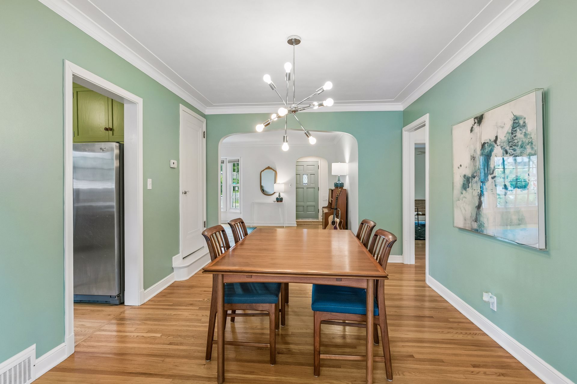  Thoughtfully Updated Falcon Heights Home Near Como Park - 物件實景