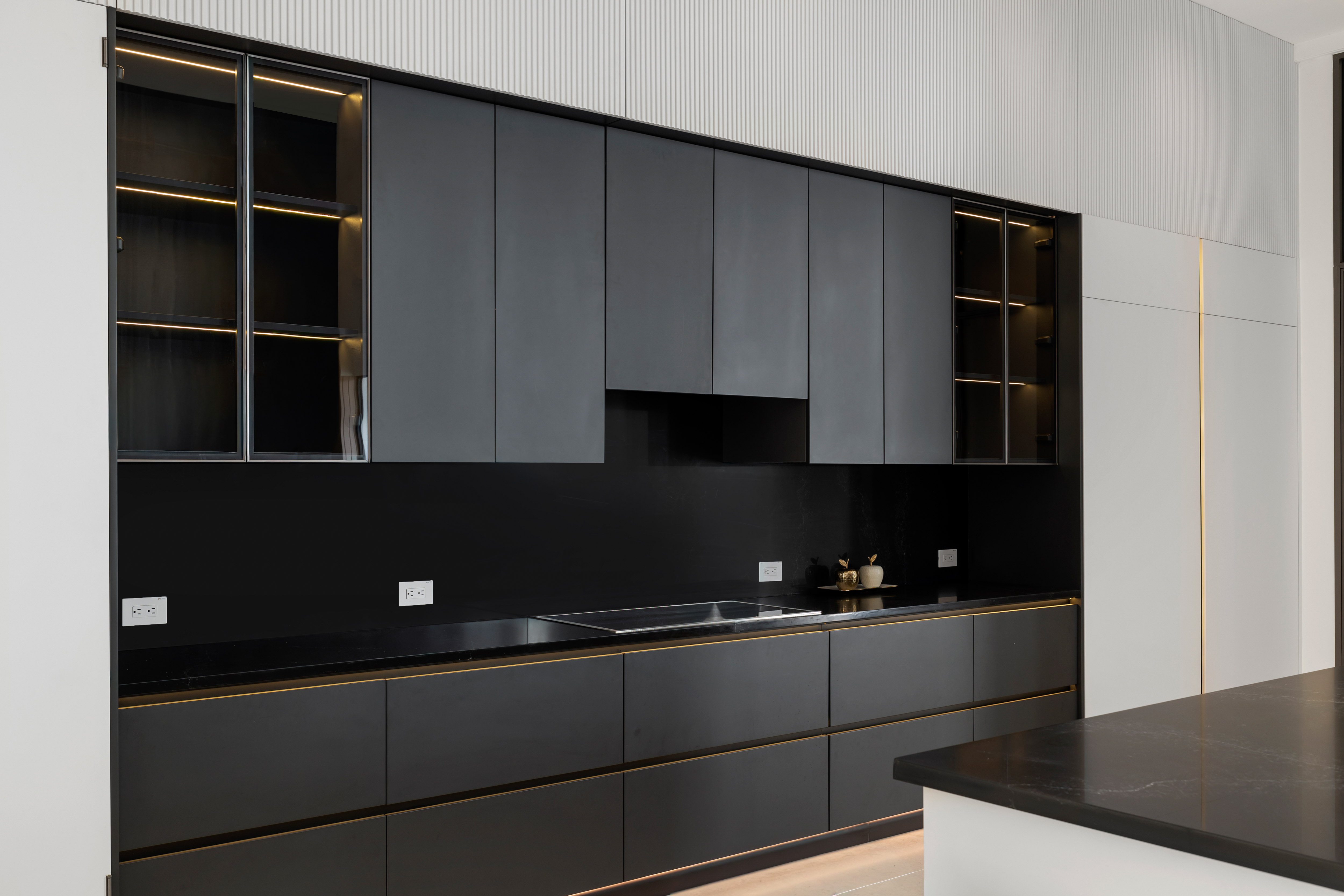  Bold Contemporary Estate for Elevated Living - 物件實景