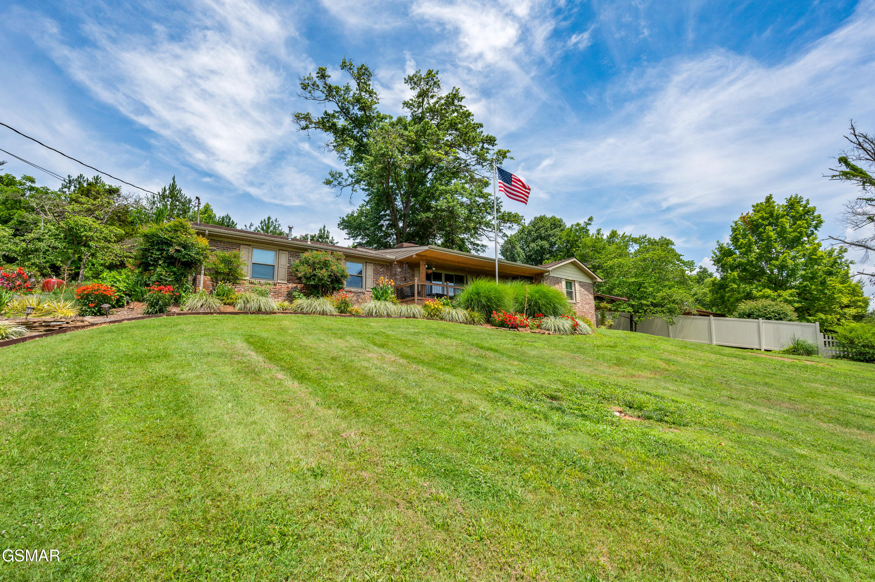Sevierville, Tennessee, 37862, United States, 4 Bedrooms Bedrooms, ,3 BathroomsBathrooms,Residential,For Sale,1863577