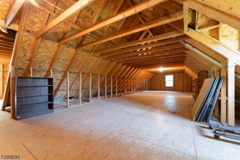 Lebanon Twp., New Jersey, 08826, United States, 3 Bedrooms Bedrooms, ,2 BathroomsBathrooms,Residential,For Sale,1960798