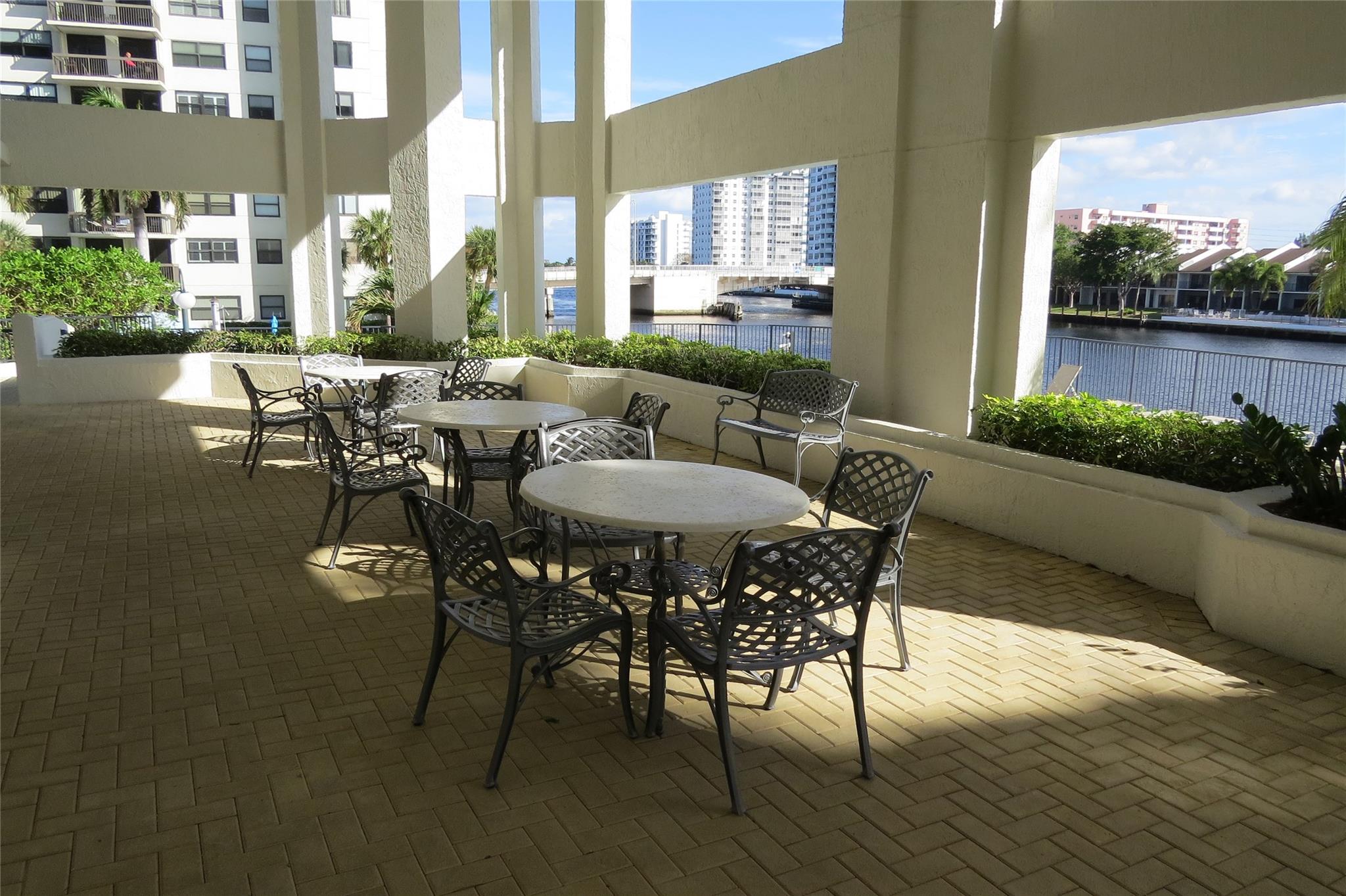 Pompano Beach, Florida, 33062, United States, 2 Bedrooms Bedrooms, ,3 BathroomsBathrooms,Residential,For Sale,1915850