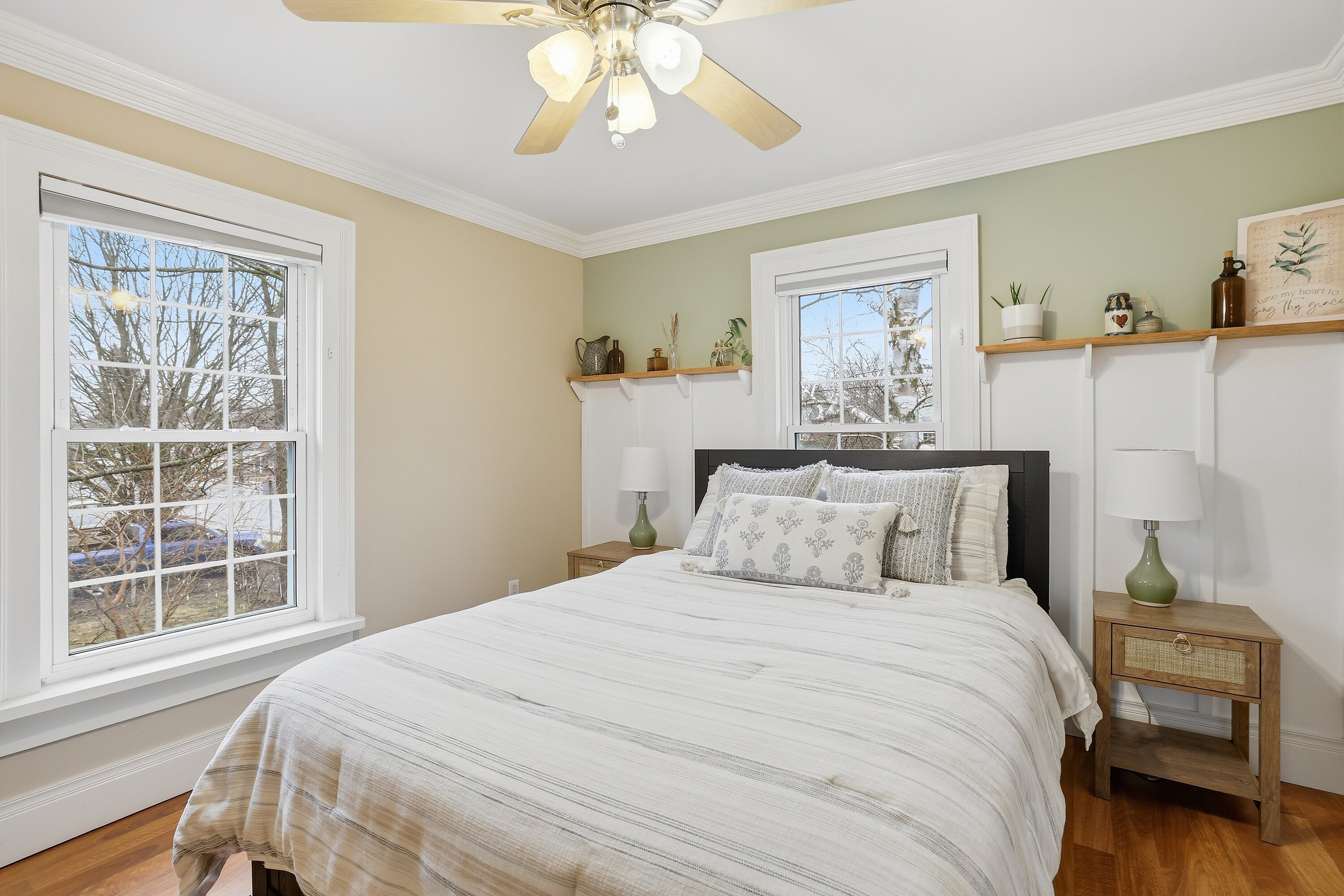  Prestigous 1/4 Acre Town Lot - 物件實景