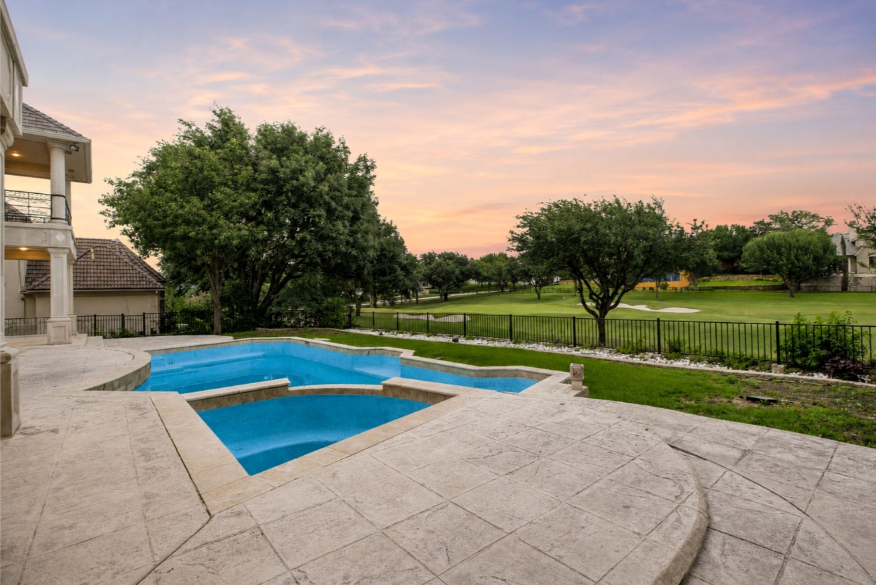  4616 Windsor Ridge Drive, Irving, TX, 75038 - 物件實景