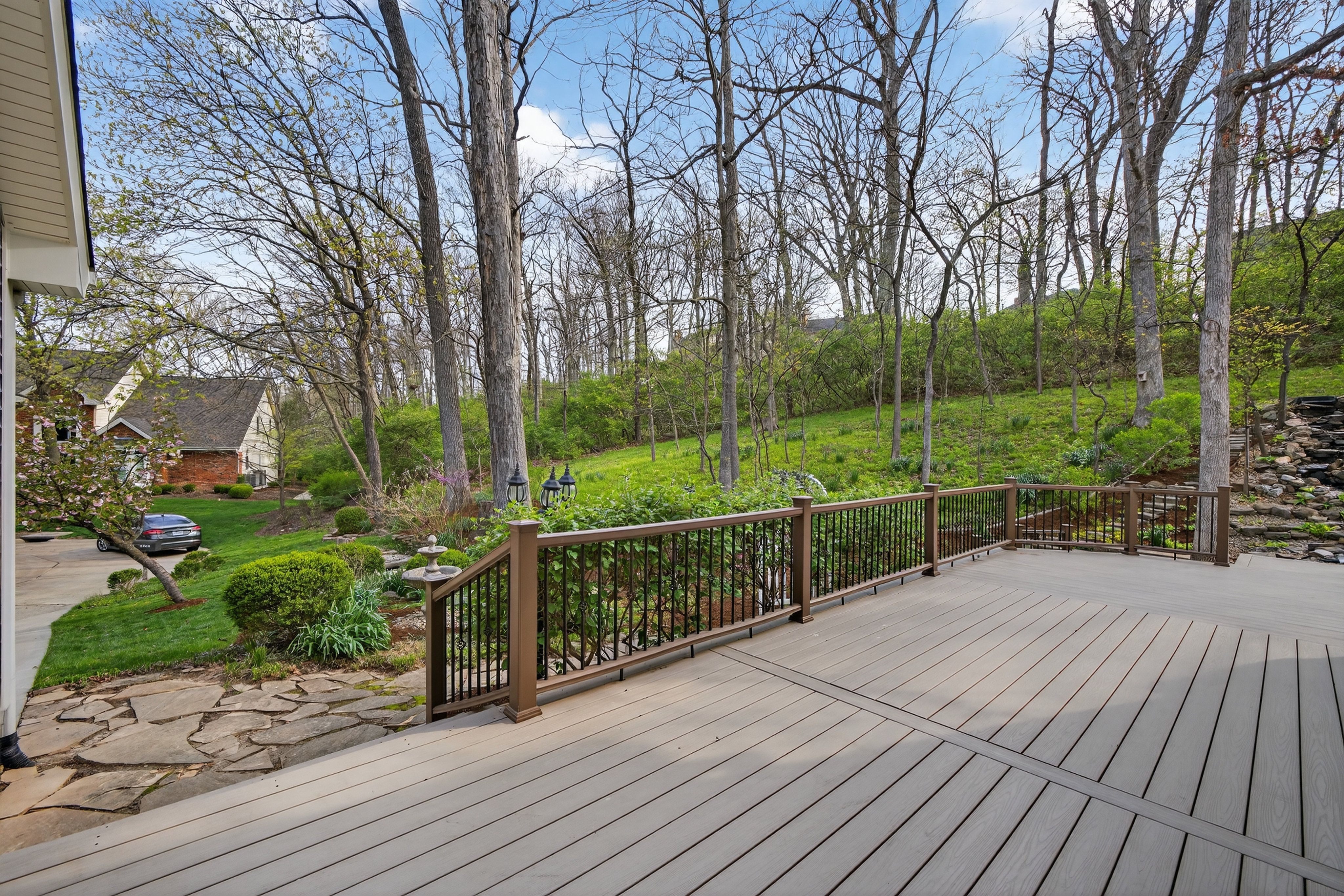  Tucked within the serene, tree-lined enclave of The Forest Subdivision - 物件實景