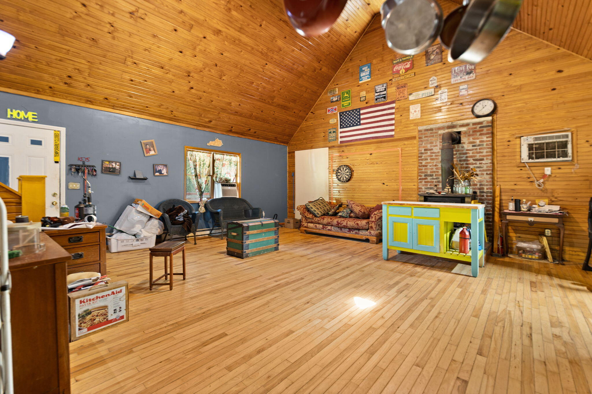 Sextons Creek, Kentucky, 40983, United States, 3 Bedrooms Bedrooms, ,2 BathroomsBathrooms,Residential,For Sale,1938834