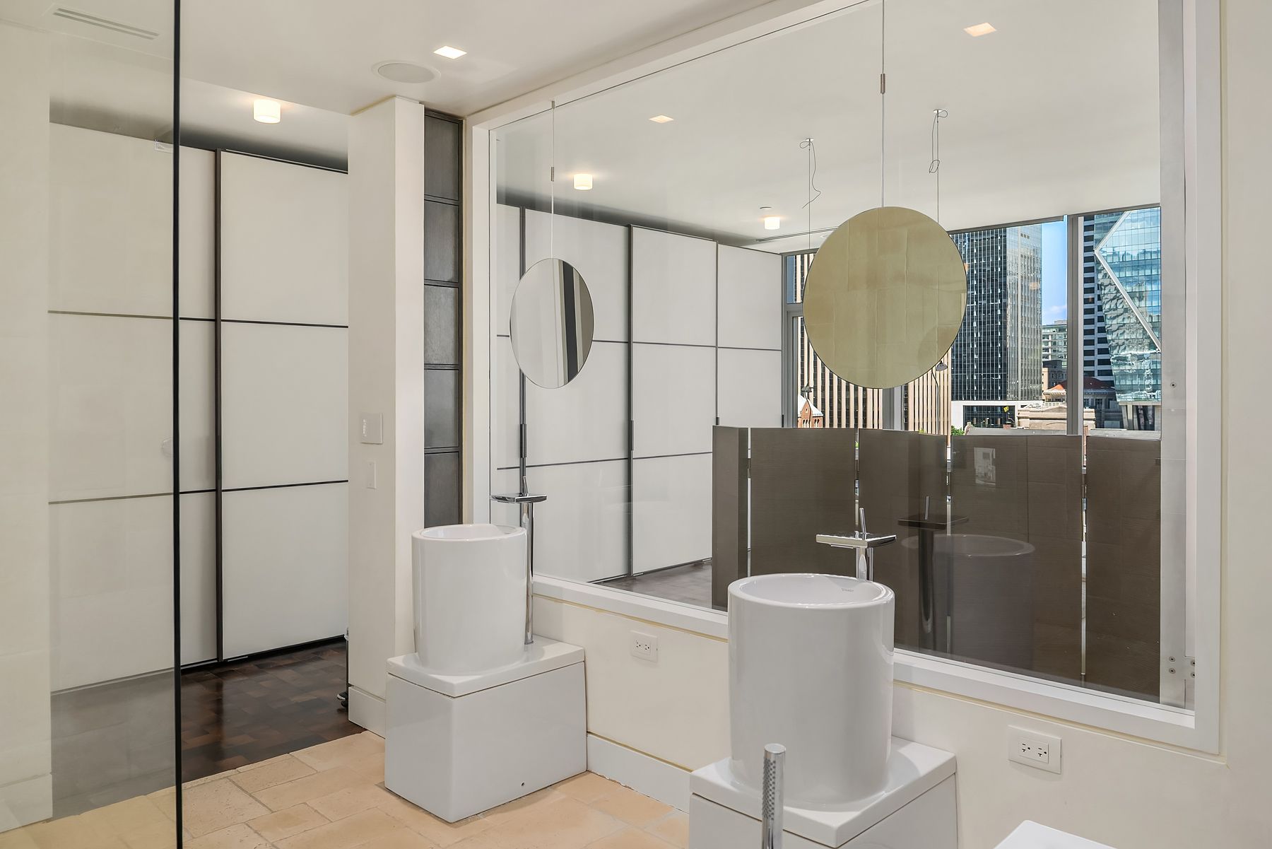  715 2nd Ave #1505, Seattle, WA 98104 - 物件實景
