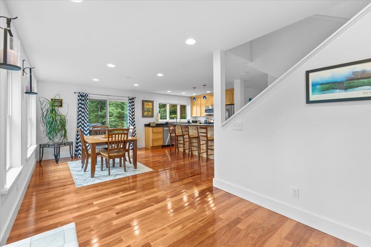 Stowe, Vermont, 05672, United States, 2 Bedrooms Bedrooms, ,1 BathroomBathrooms,Residential,For Sale,1908811