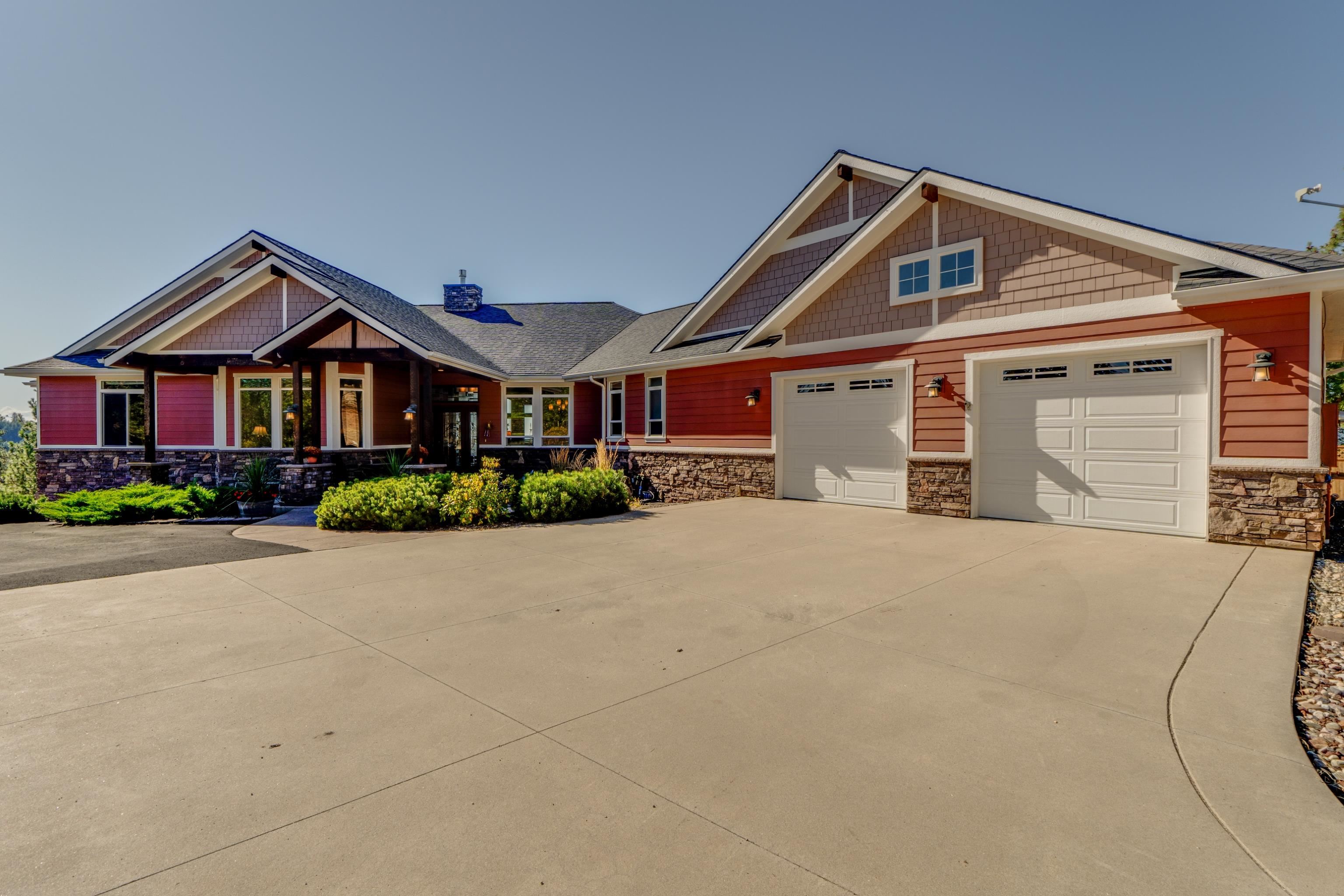 Matthew Ln, Chattaroy, WA 99003