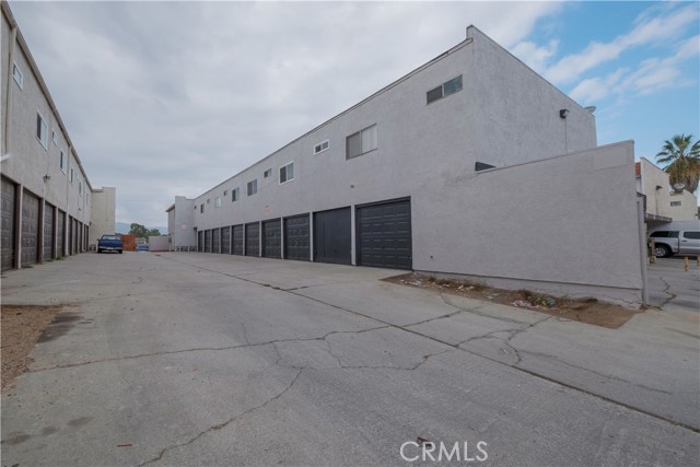 Riverside, California, 92503, United States, 14 Bedrooms Bedrooms, ,Residential,For Sale,1982130