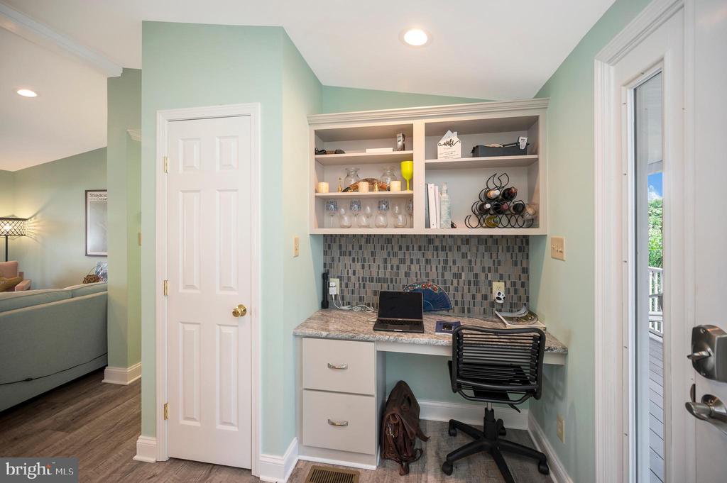 Hague, Virginia, 22469, United States, 4 Bedrooms Bedrooms, ,3 BathroomsBathrooms,Residential,For Sale,1944720