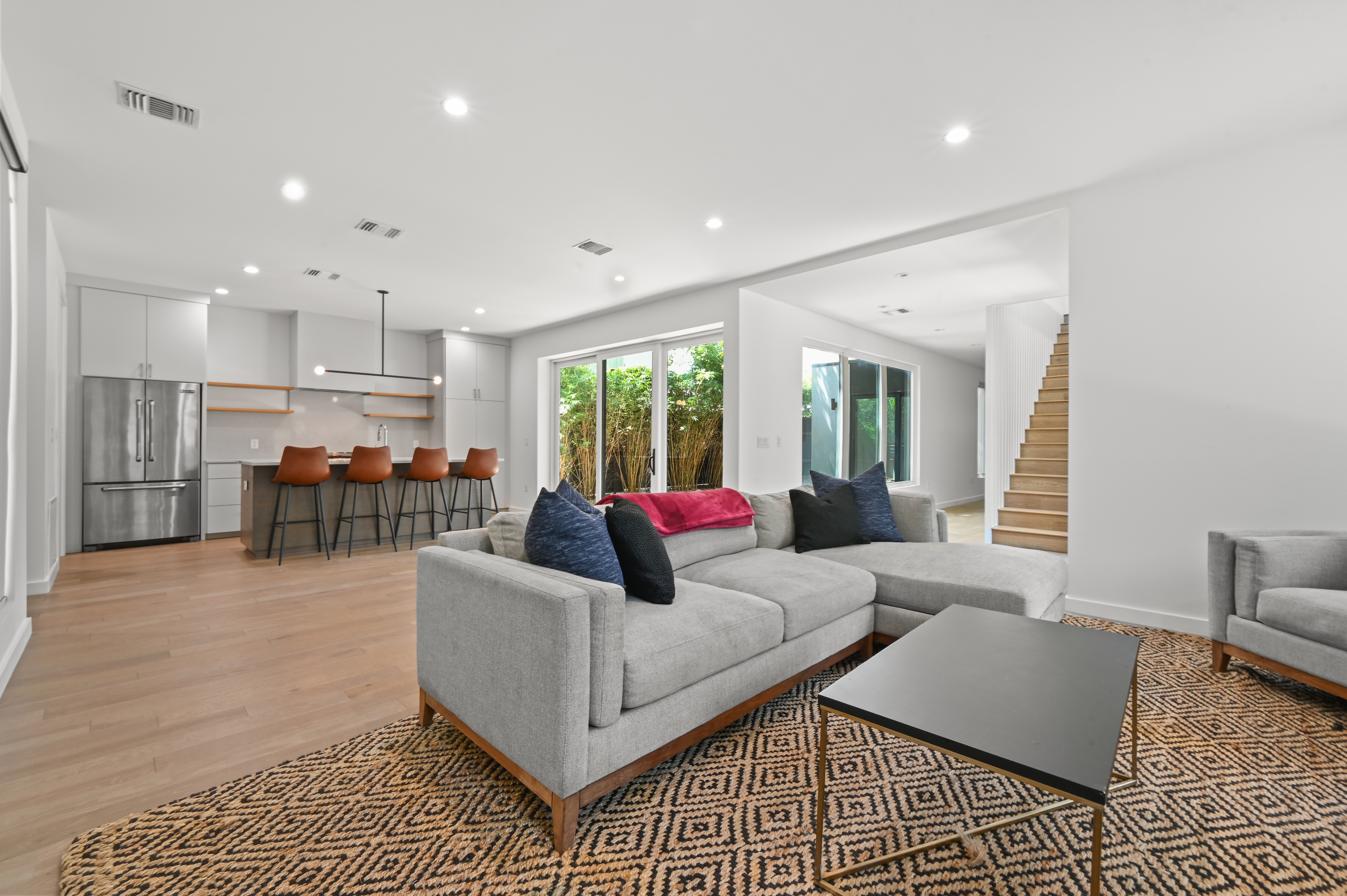  Architecturally Striking Home in the Heart of 78704 - 物件實景
