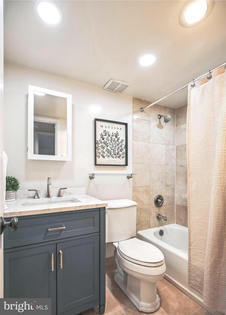 Washington, District of Columbia, 20007, United States, 1 Bedroom Bedrooms, ,1 BathroomBathrooms,Residential,For Sale,1941615