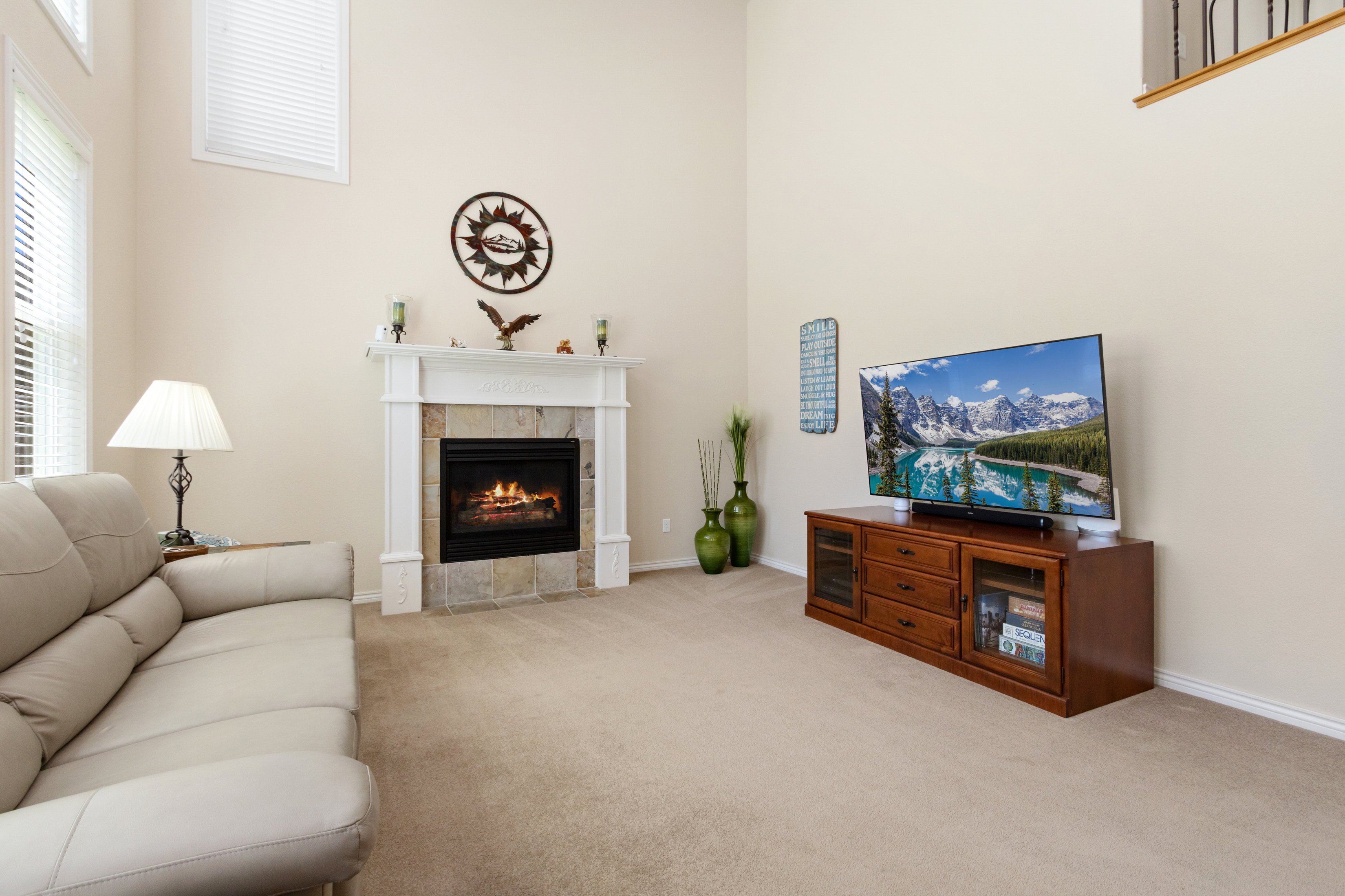  Beautiful Two-Story Home Nestled on a Quiet Cul-de-Sac - 物件實景