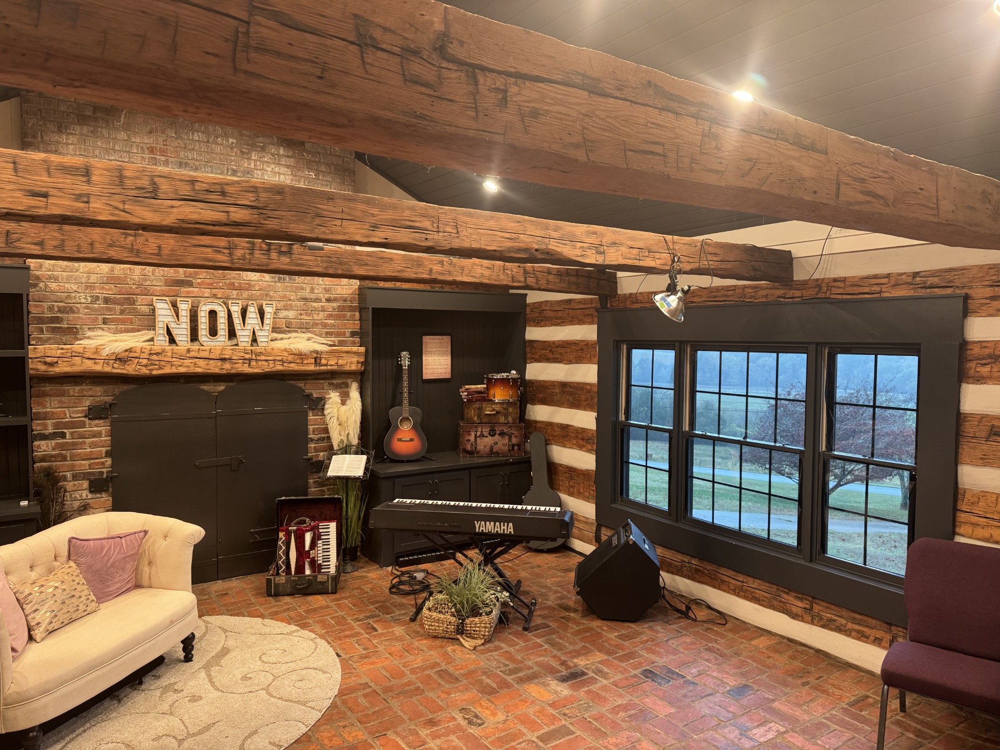 Hendersonville, Tennessee, 37075, United States, 6 Bedrooms Bedrooms, ,5 BathroomsBathrooms,Residential,For Sale,1993824