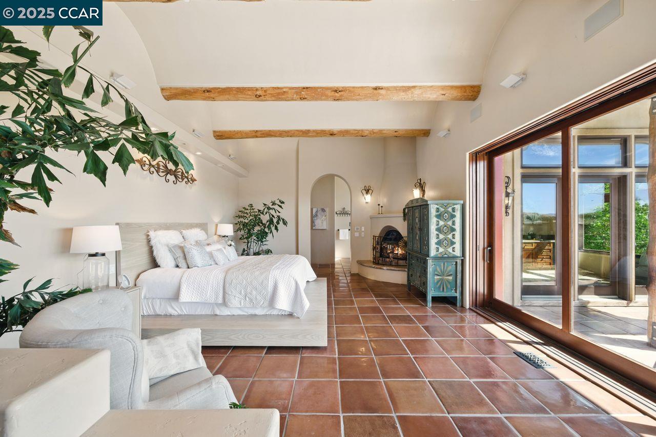 Danville, California, 94506, United States, 4 Bedrooms Bedrooms, ,4 BathroomsBathrooms,Residential,For Sale,1940508
