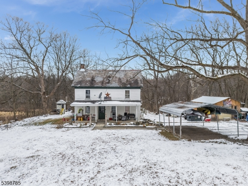 Columbia, New Jersey, 07832, United States, 3 Bedrooms Bedrooms, ,1 BathroomBathrooms,Residential,For Sale,2006110