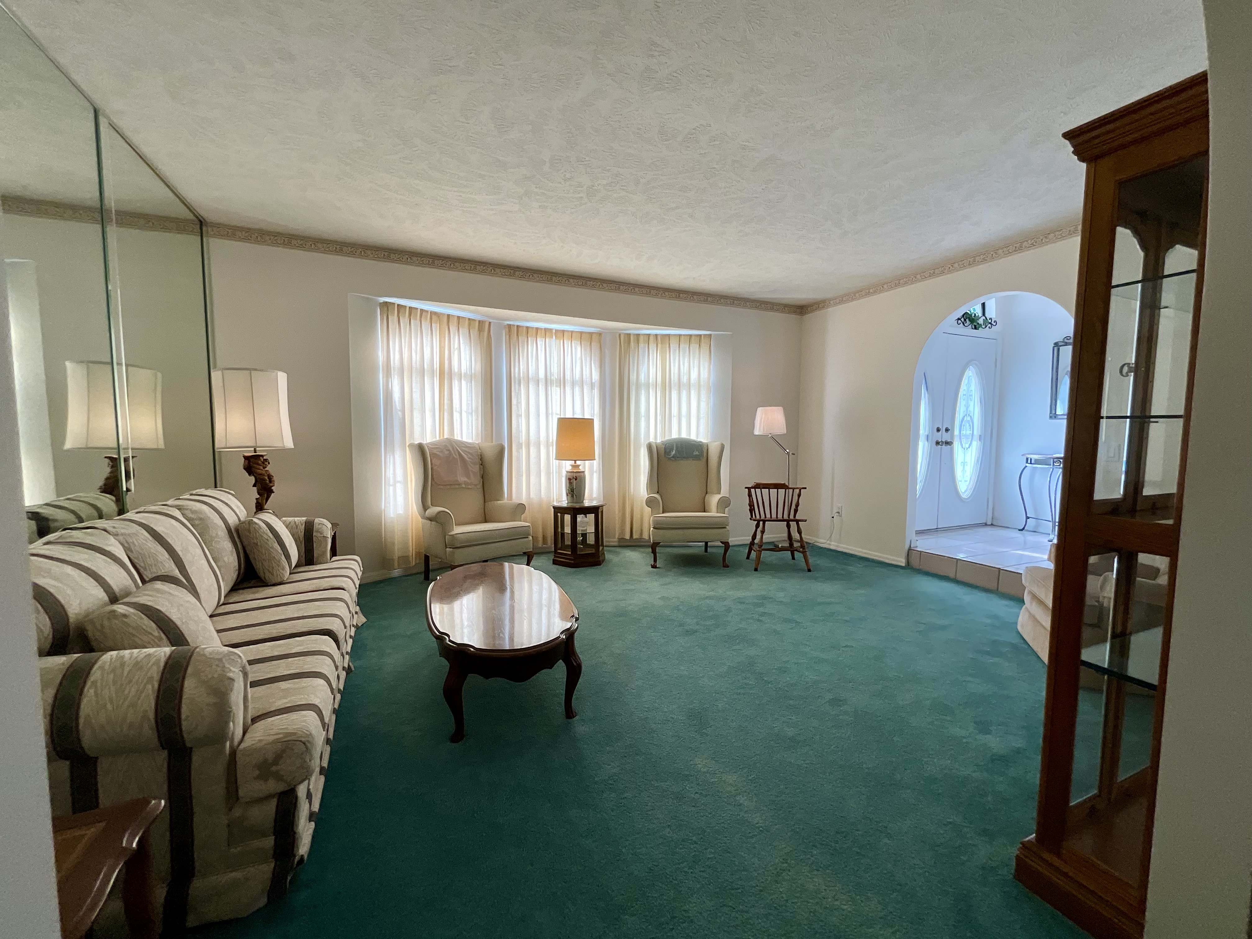 Silver Springs, Florida, 34488, United States, 4 Bedrooms Bedrooms, ,3 BathroomsBathrooms,Residential,For Sale,1981770