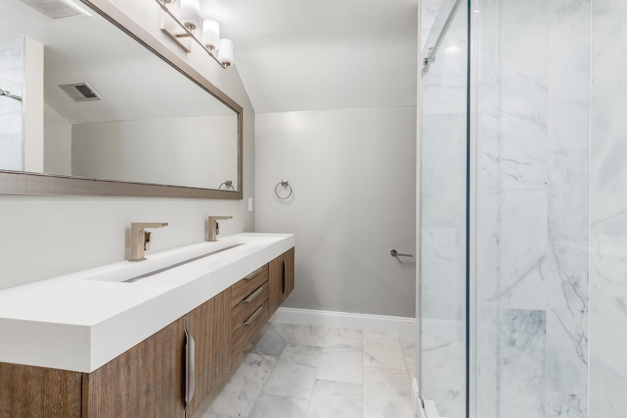  2400 S Arlington Ridge Road, Arlington, VA, 22202 - 物件實景