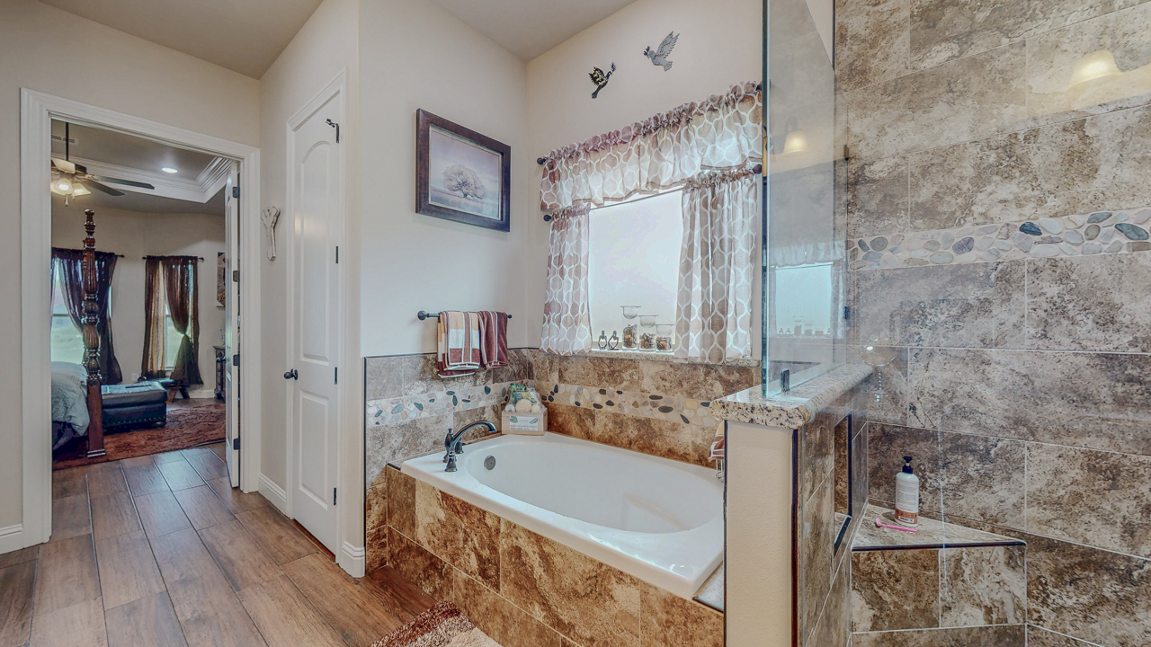 Beaumont, Texas, 77713, United States, 5 Bedrooms Bedrooms, ,4 BathroomsBathrooms,Residential,For Sale,1883085