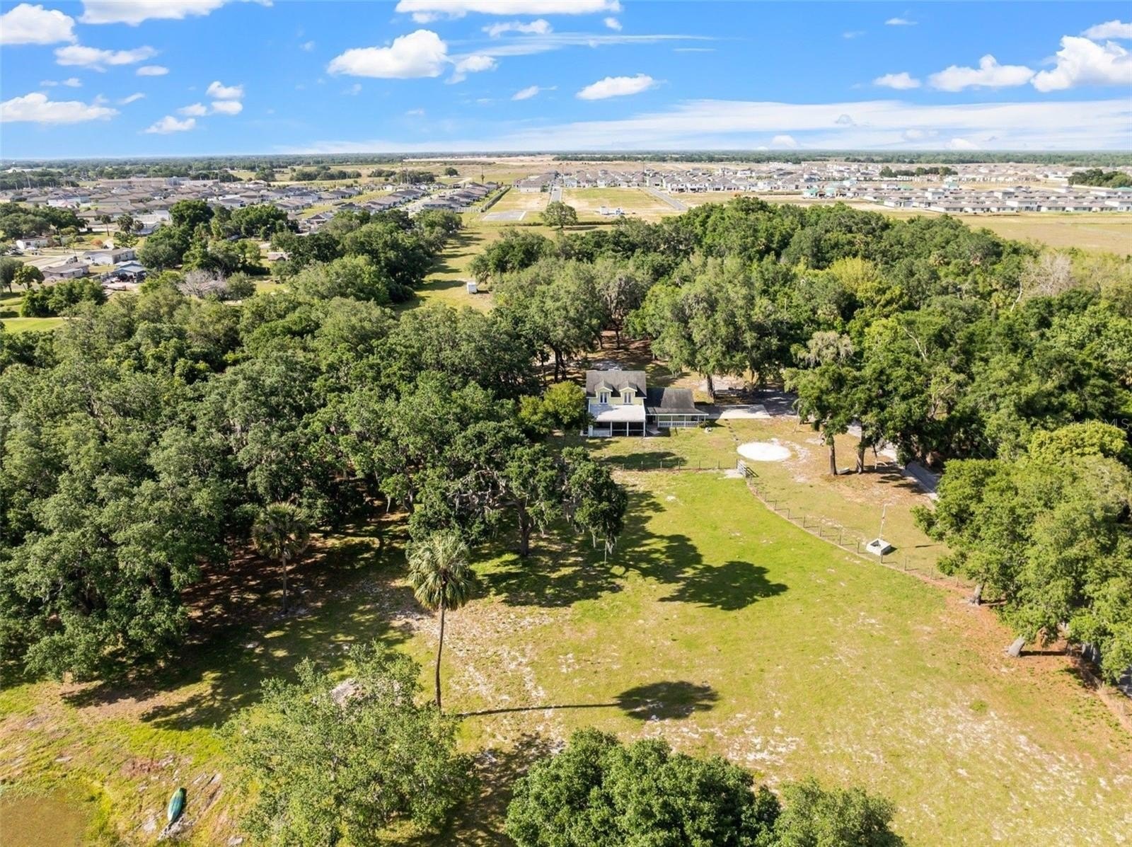 HAINES CITY, Florida, 33844, United States, 4 Bedrooms Bedrooms, ,3 BathroomsBathrooms,Residential,For Sale,1983329