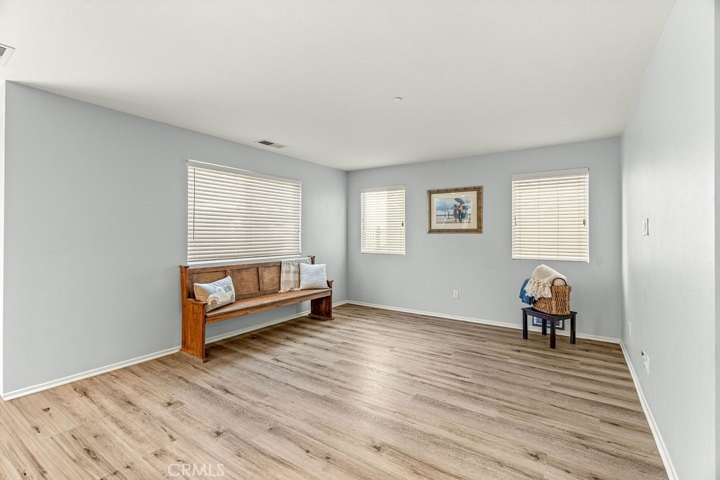 Lake Elsinore, California, 92532, United States, 3 Bedrooms Bedrooms, ,3 BathroomsBathrooms,Residential,For Sale,1979184