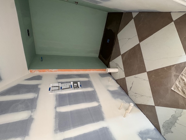 Tampa, Florida, 33611, United States, 5 Bedrooms Bedrooms, ,4 BathroomsBathrooms,Residential,For Sale,1978893