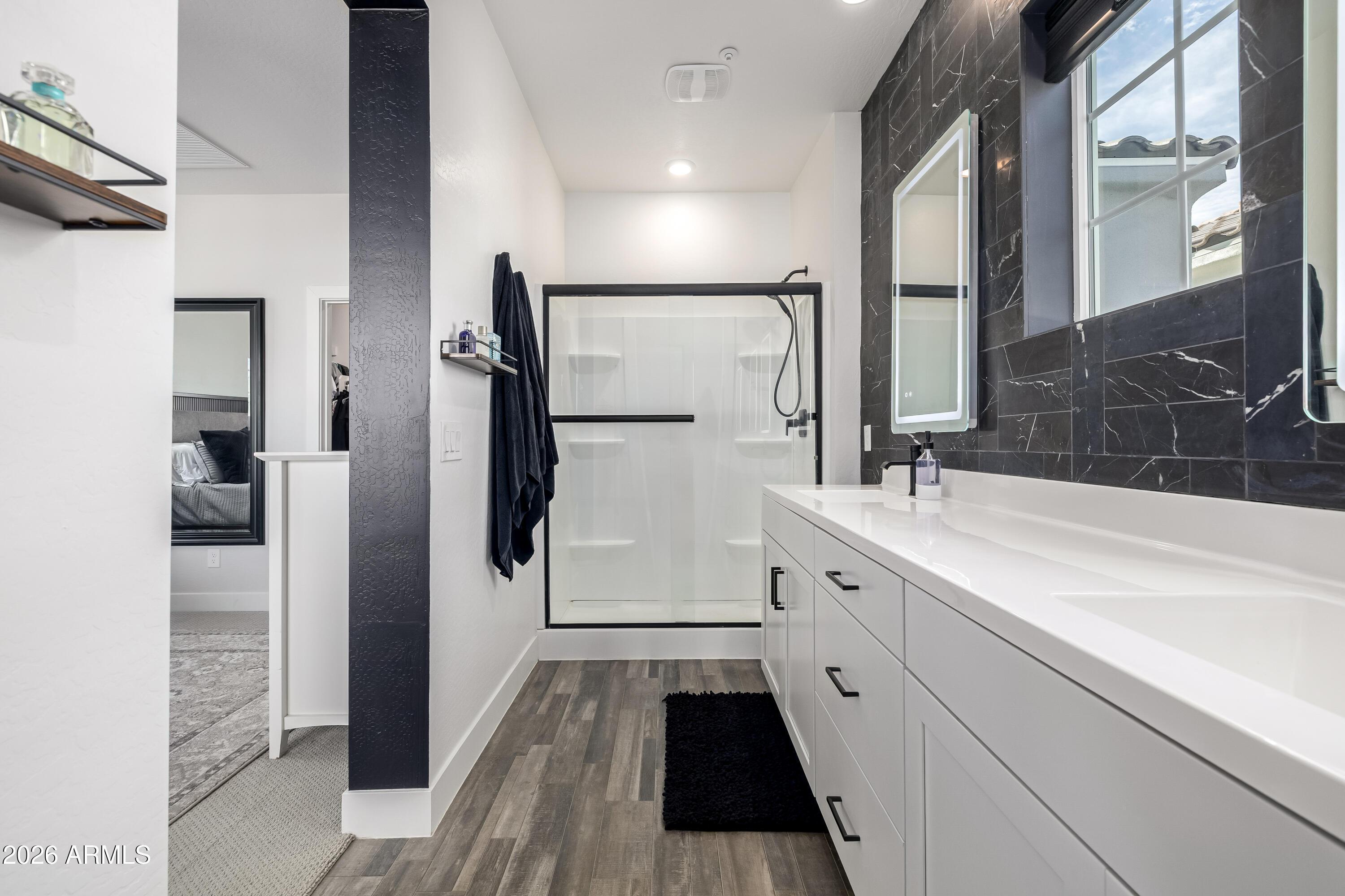 Chandler, Arizona, 85286, United States, 4 Bedrooms Bedrooms, ,4 BathroomsBathrooms,Residential,For Sale,2010447