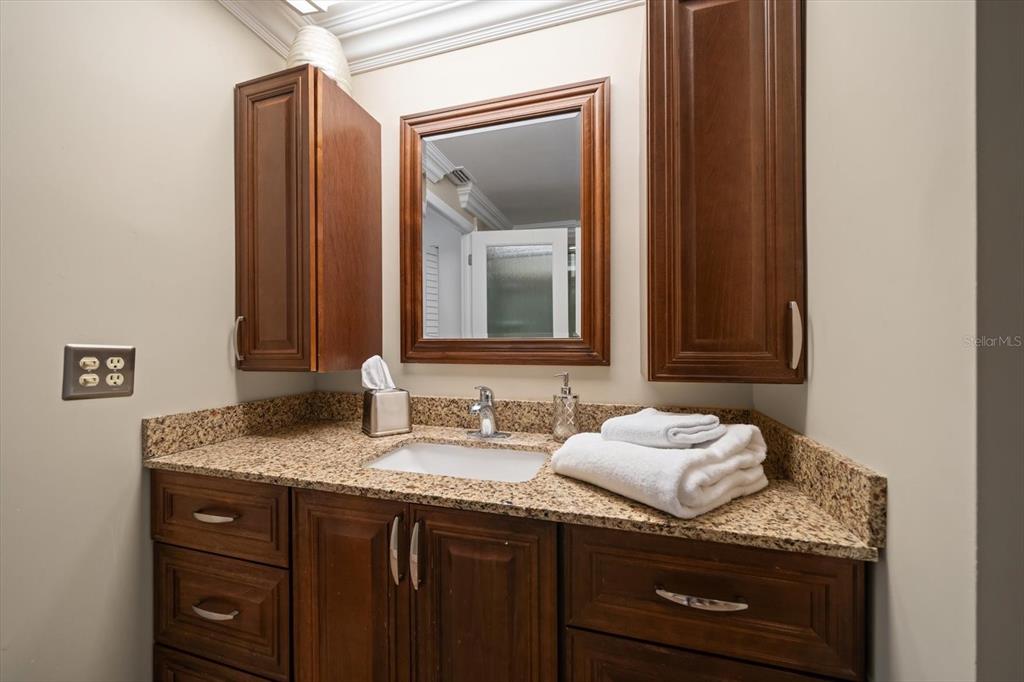 Belleair, Florida, 33756, United States, 2 Bedrooms Bedrooms, ,2 BathroomsBathrooms,Residential,For Sale,1993557