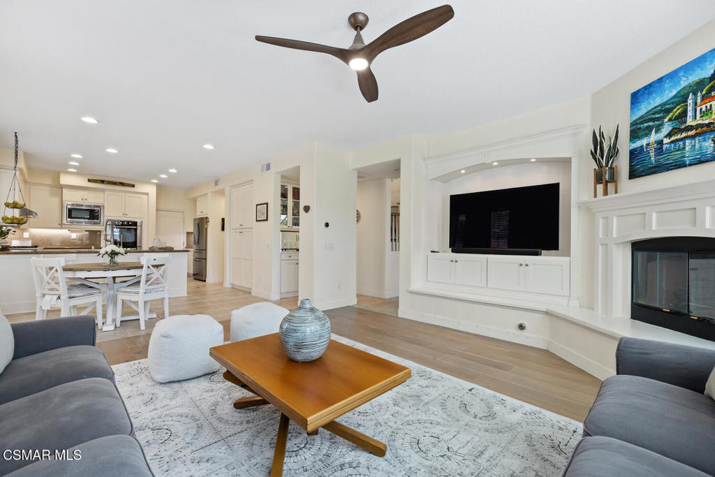 Newbury Park, California, 91320, United States, 4 Bedrooms Bedrooms, ,4 BathroomsBathrooms,Residential,For Sale,1941657