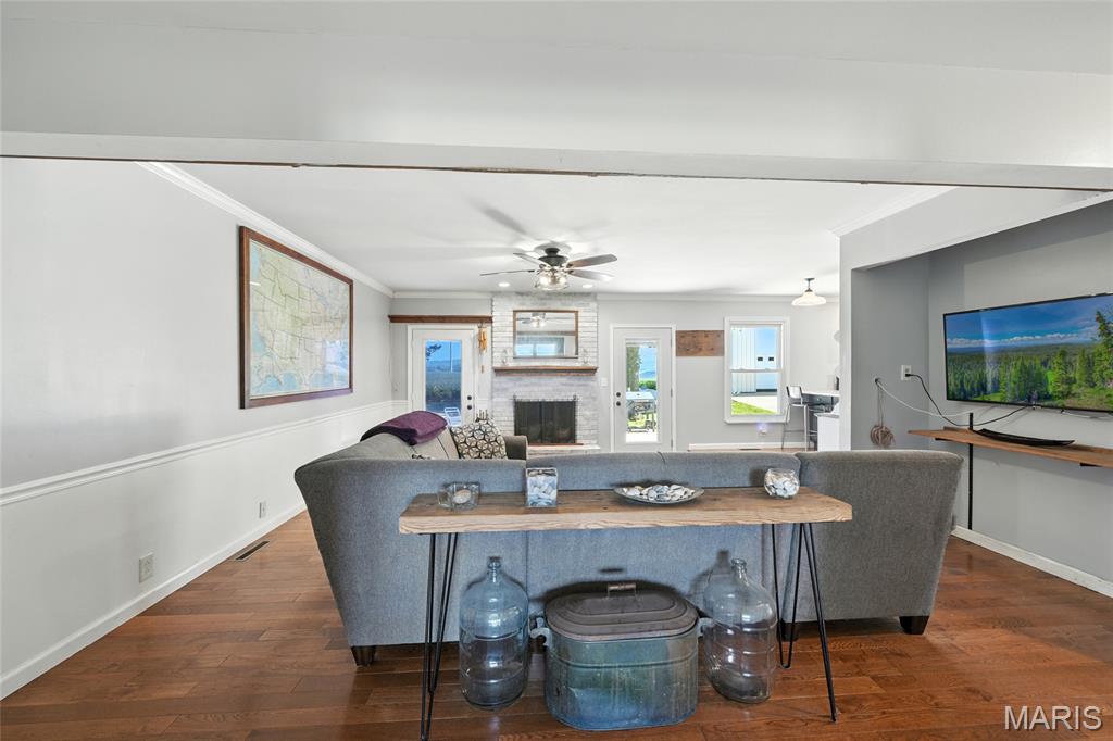 Portage Des Sioux, Missouri, 63373, United States, 3 Bedrooms Bedrooms, ,2 BathroomsBathrooms,Residential,For Sale,1927242
