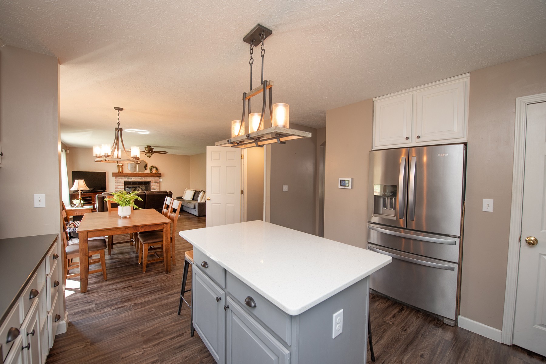  Beautiful Lafayette Home with Finished Walk-Out Basement - 物件實景