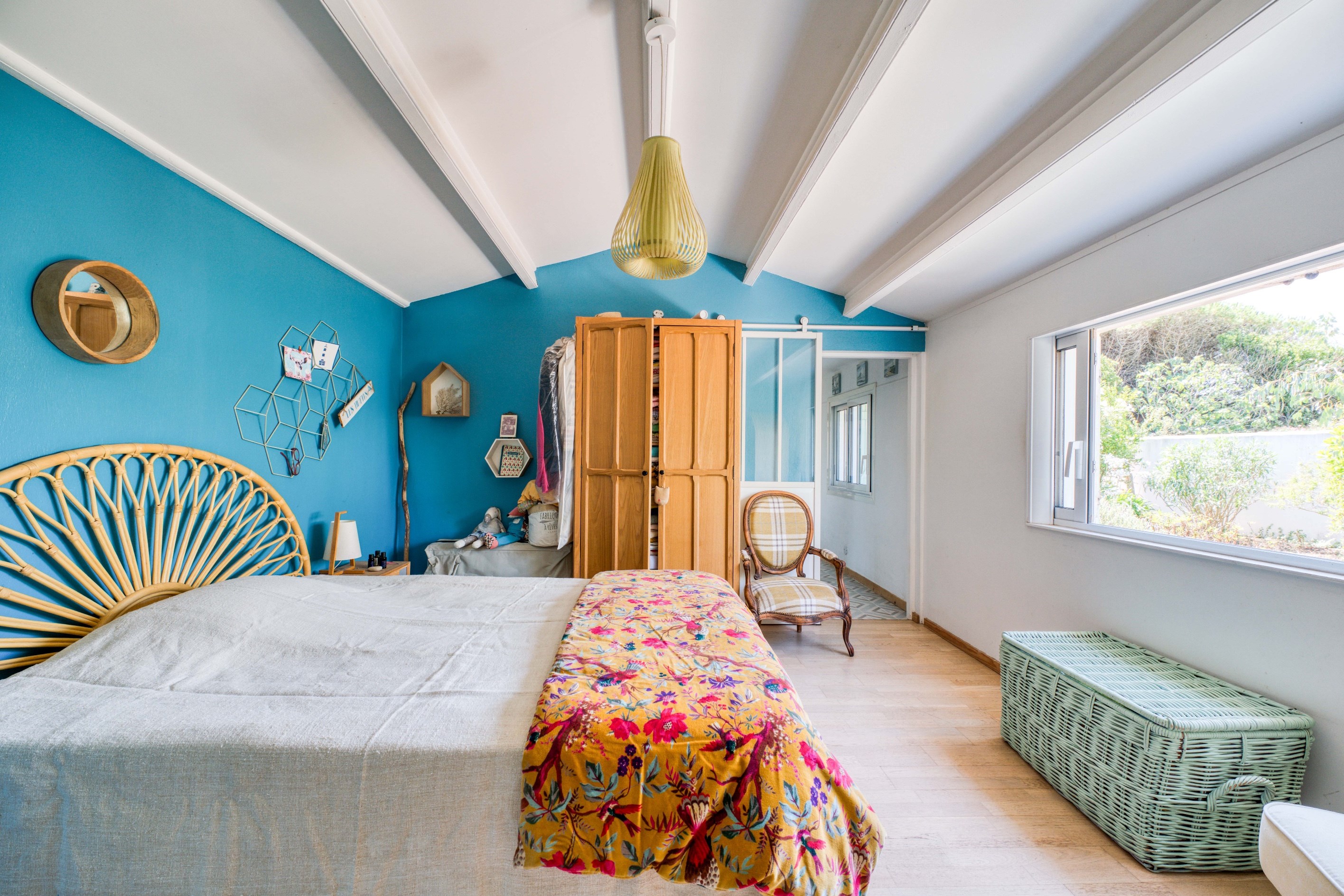  SMALL LONGERE IN THE HEART OF CHASSIRON VILLAGE St DENIS D