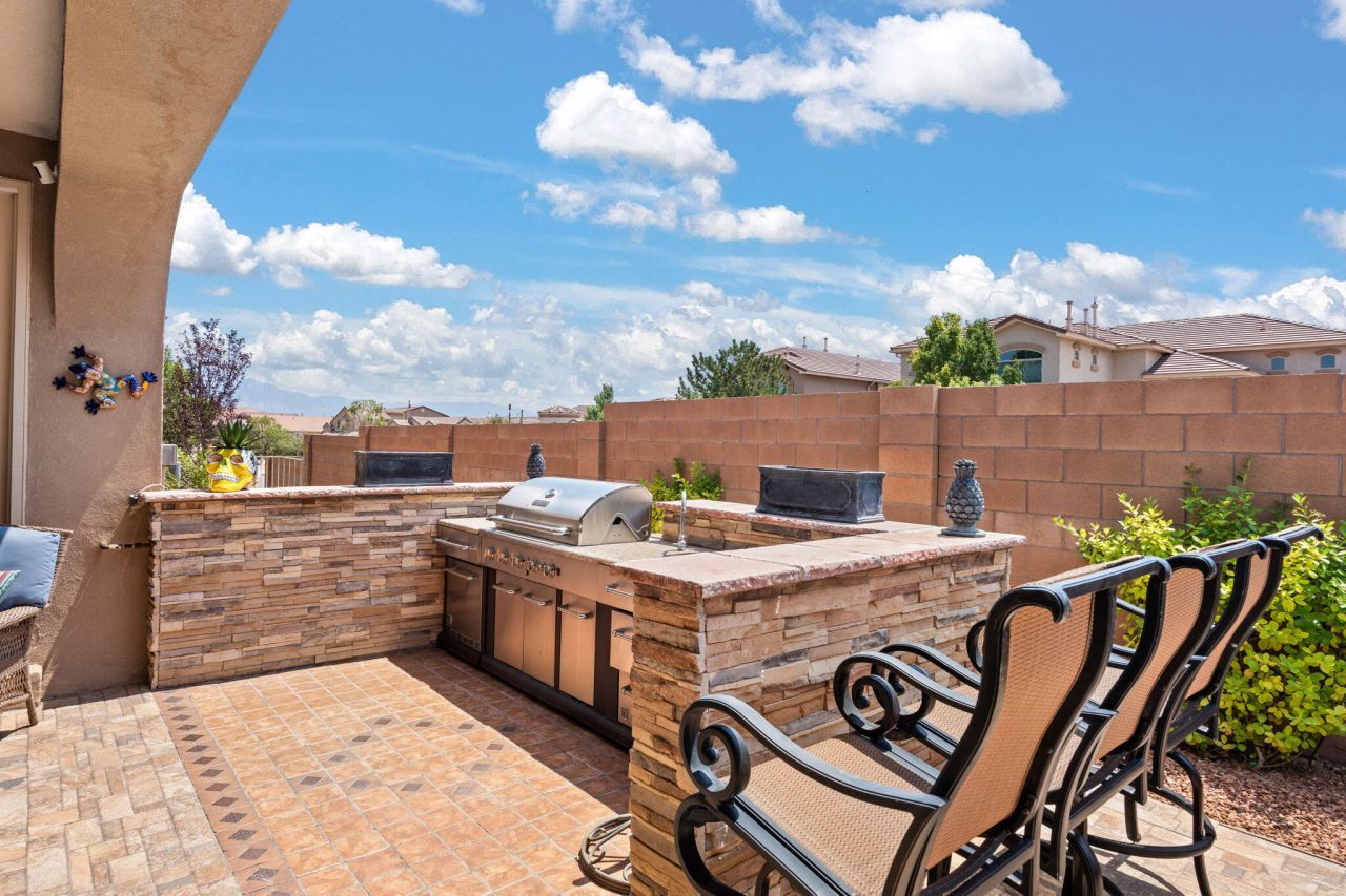 Rio Rancho, New Mexico, 87144, United States, 4 Bedrooms Bedrooms, ,3 BathroomsBathrooms,Residential,For Sale,1918092