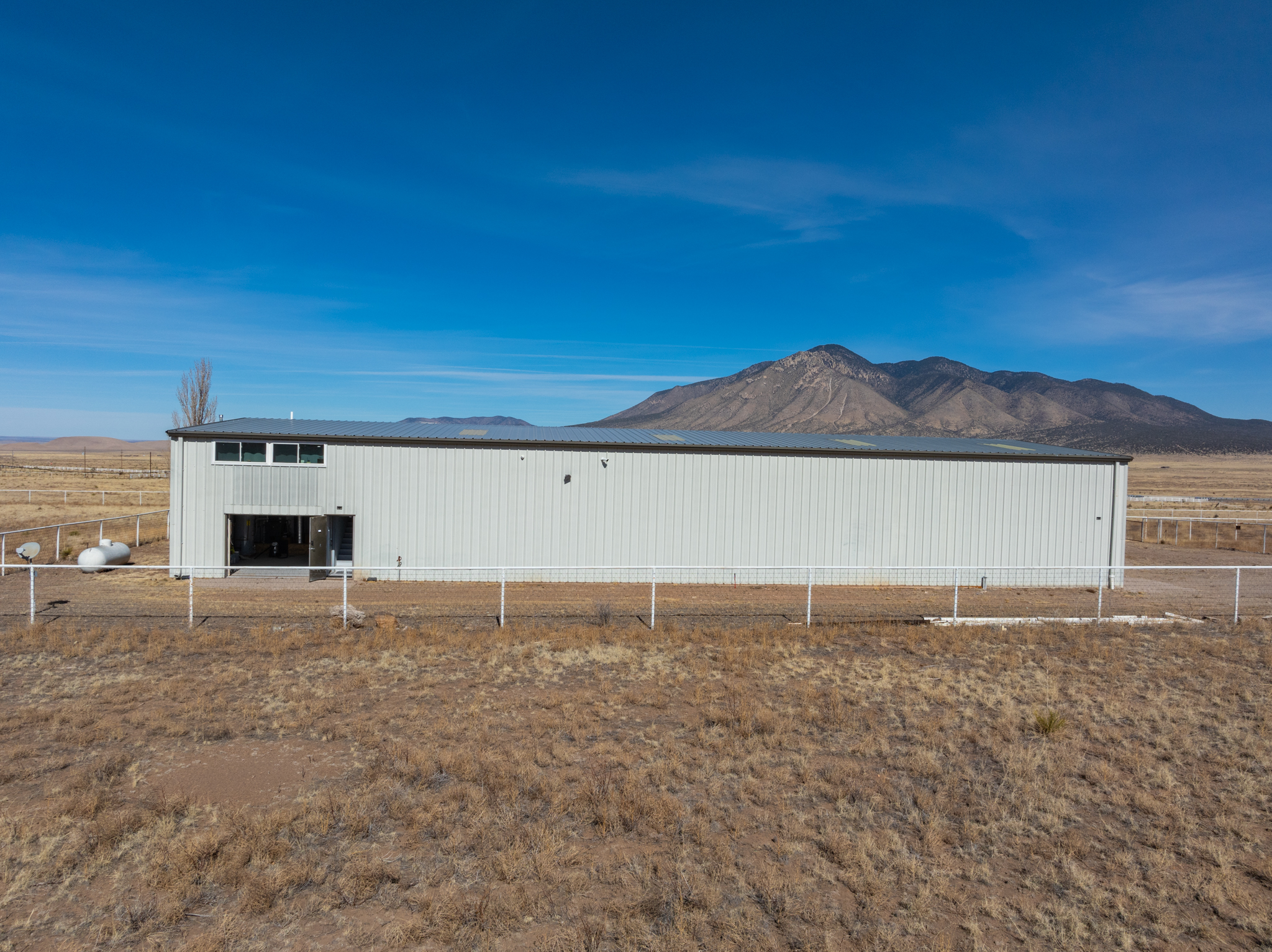 Carrizozo, New Mexico, 88301, United States, 3 Bedrooms Bedrooms, ,3 BathroomsBathrooms,Residential,For Sale,1695318